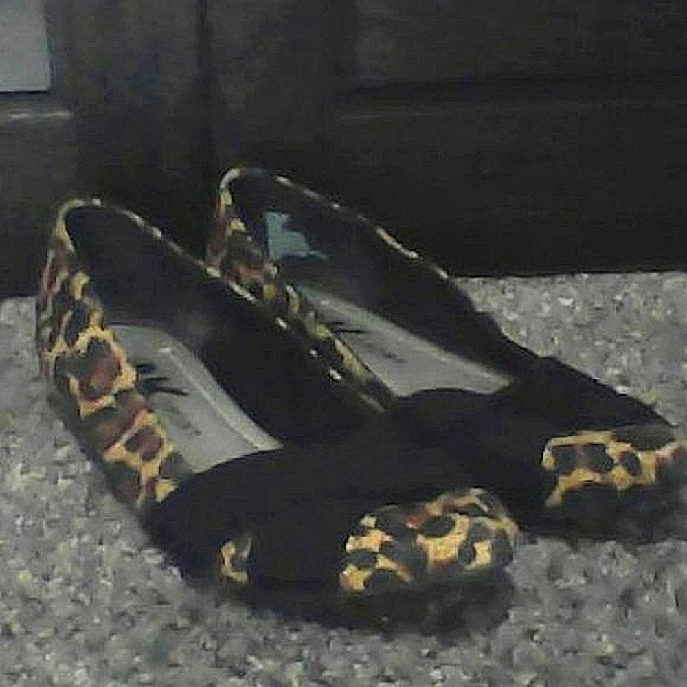 AK Sport flats